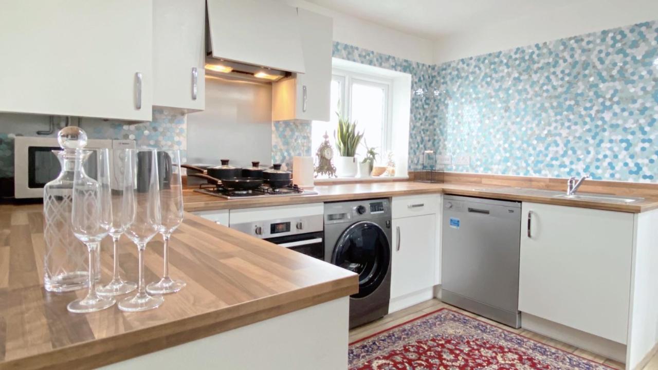 Entire Home: Bicester Village 10Min Walk 외부 사진