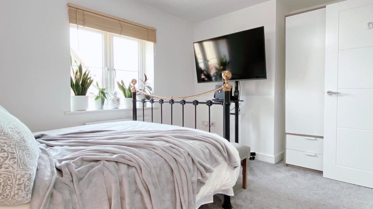Entire Home: Bicester Village 10Min Walk 외부 사진