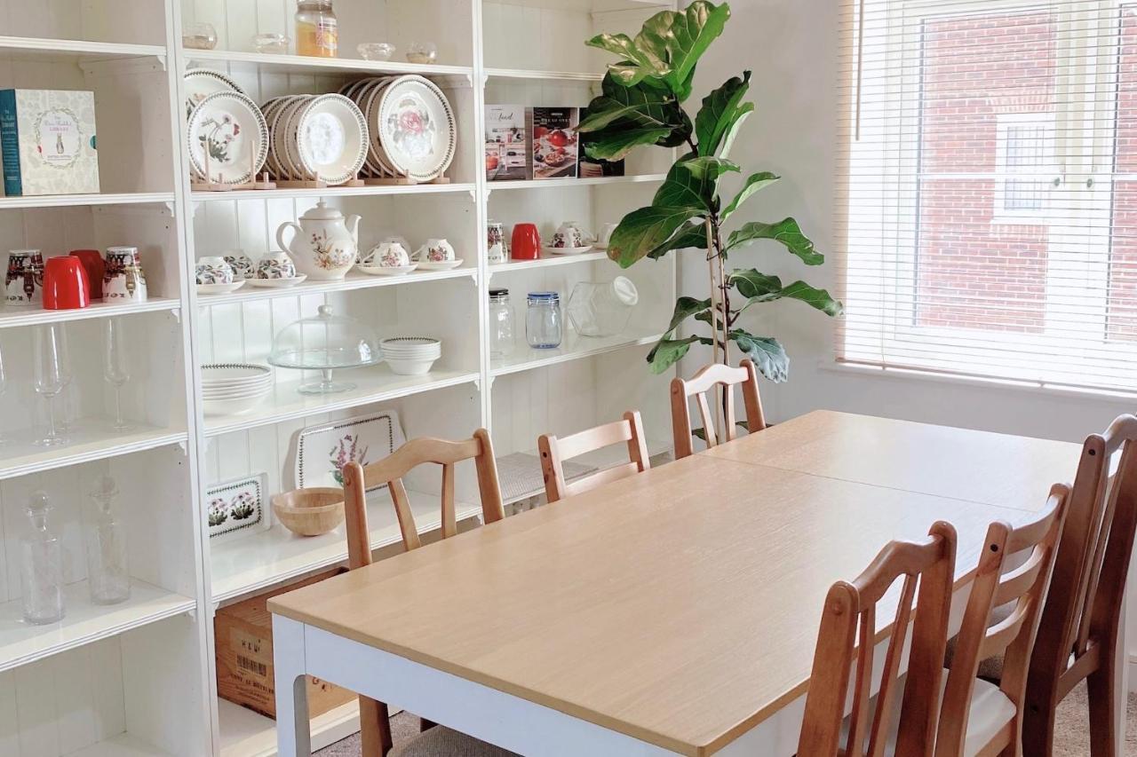 Entire Home: Bicester Village 10Min Walk 외부 사진